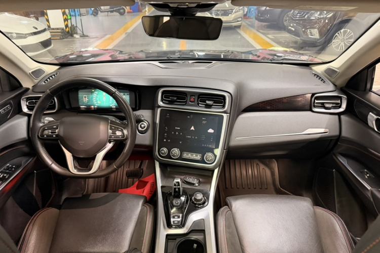 Used Lynk & Co 01 2019 2.0T Four-Wheel Drive Genie Pro Version China V Emission Standard Interior 2