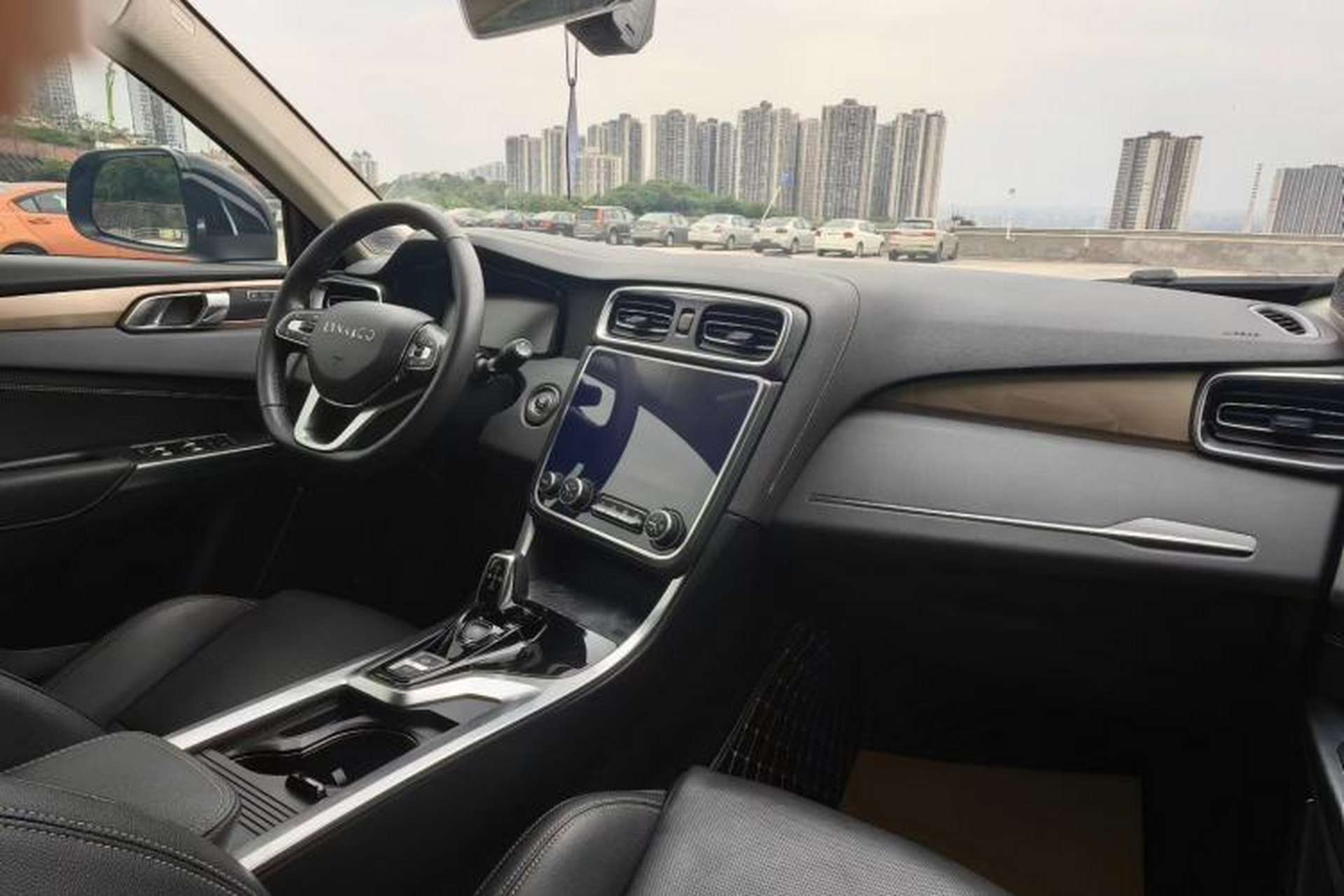 Used Lynk & Co 01 2019 2.0T Two-Wheel-Drive Pro Version China VI Standard Interior 6