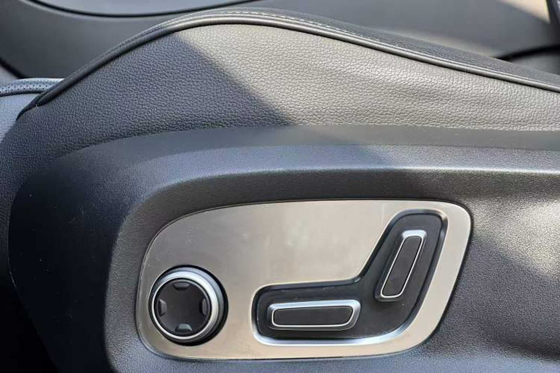 Used Lynk & Co 01 2019 2.0T Two-Wheel-Drive Pro Version China VI Standard Interior 7