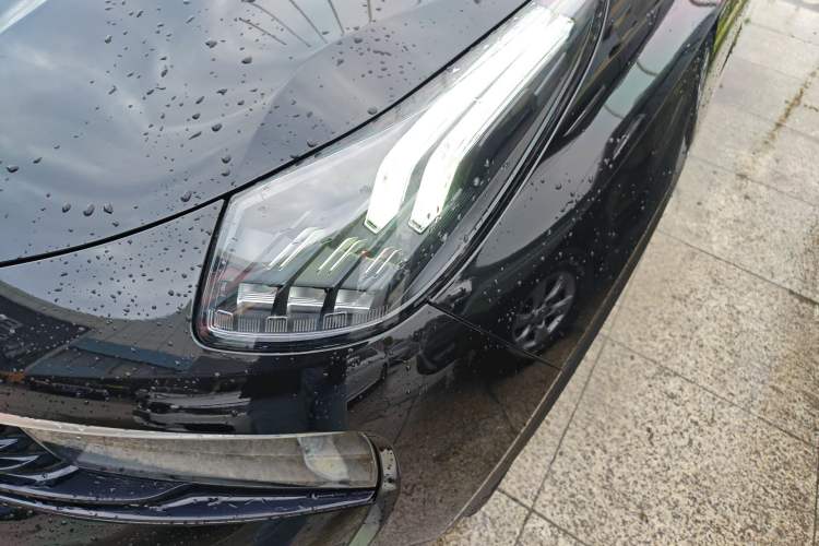 Used Lynk & Co 01 2019 2.0T Two-Wheel-Drive Version China VI Standard Left Front Headlight