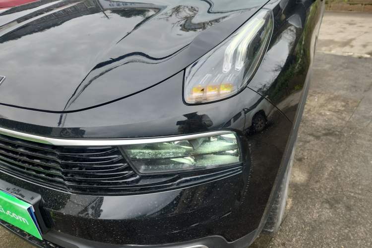 Used Lynk & Co 01 2019 2.0T Two-Wheel-Drive Pro Version China VI Standard Left Front Headlight