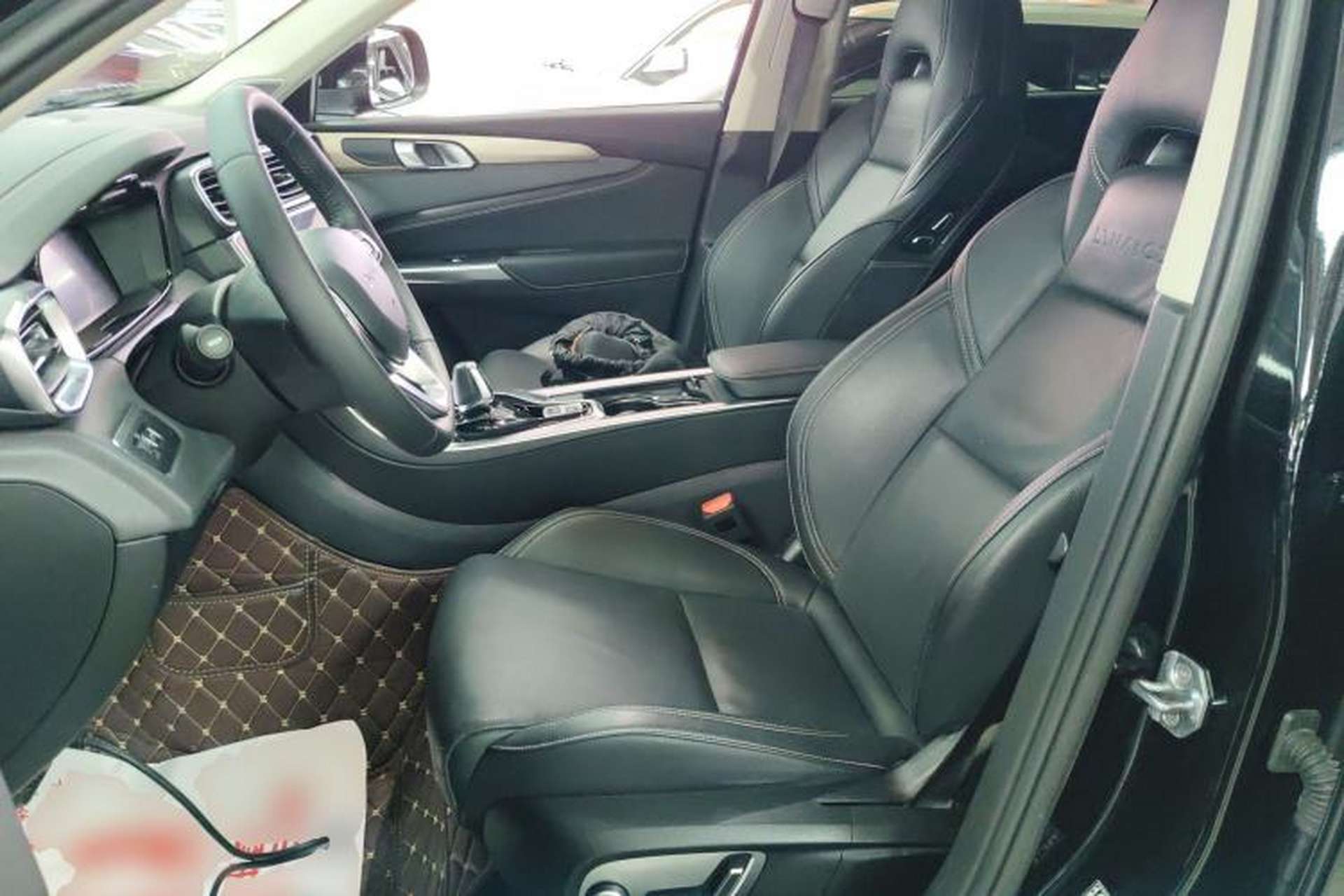 Used Lynk & Co 01 2019 2.0T Two-Wheel-Drive Pro Version China VI Standard Left Front Seat
