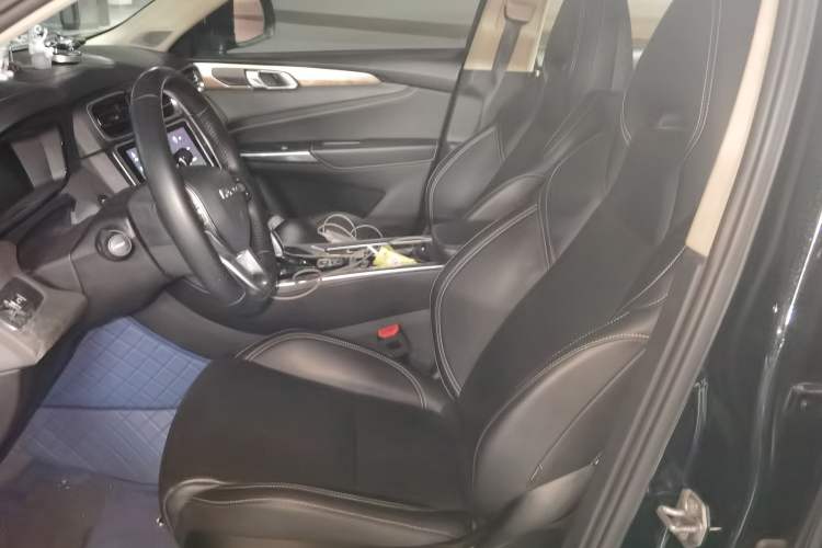 Used Lynk & Co 01 2019 2.0T Two-Wheel-Drive Pro Version China VI Standard Left Front Seat