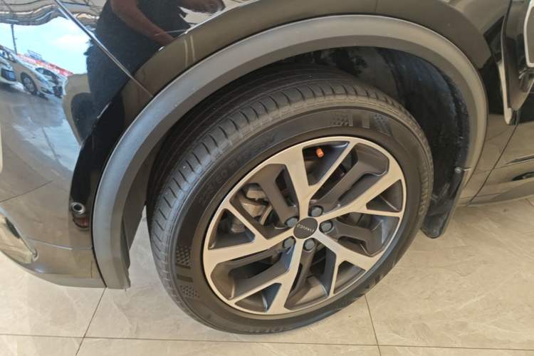 Used Lynk & Co 01 2019 2.0T Four-Wheel Drive Genie Pro Version China VI Standard Left Front Wheel Hub