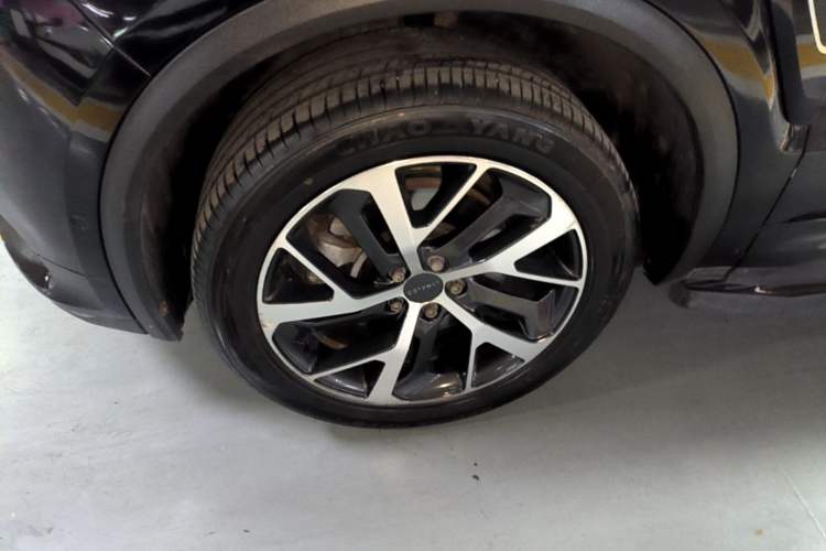 Used Lynk & Co 01 2019 2.0T Four-Wheel Drive Genie Pro Version China V Emission Standard Left Front Wheel Hub