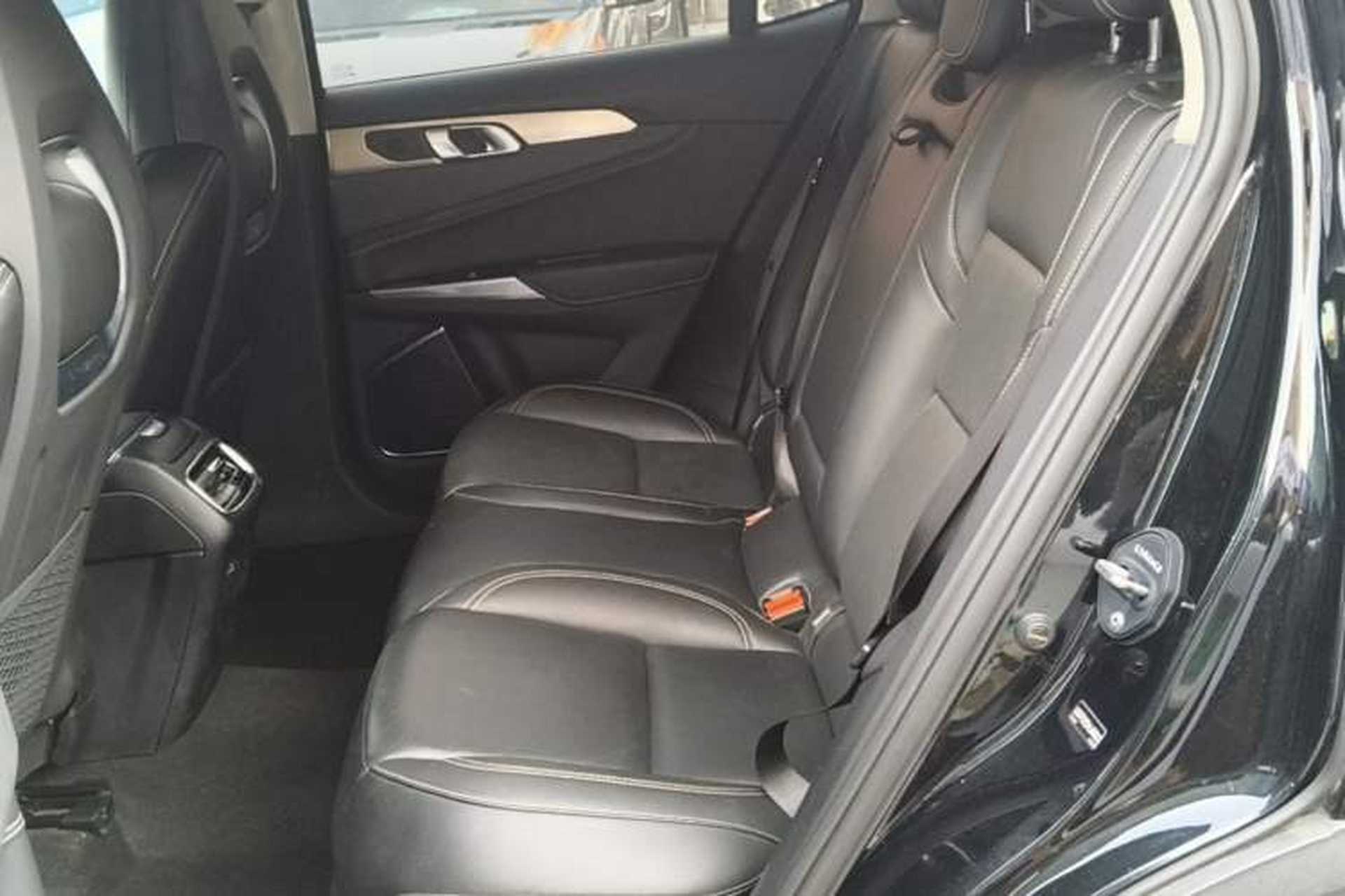 Used Lynk & Co 01 2019 2.0T Two-Wheel-Drive Pro Version China VI Standard Left Rear Seat