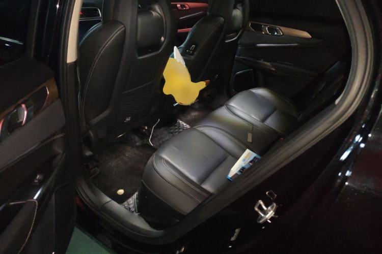 Used Lynk & Co 01 2019 2.0T Two-Wheel-Drive Pro Version China VI Standard Left Rear Seat