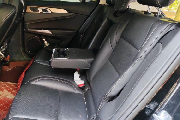 Used Lynk & Co 01 2019 2.0T Two-Wheel-Drive Pro Version China V Standard Left Rear Seat