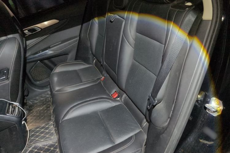Used Lynk & Co 01 2019 2.0T Two-Wheel-Drive Pro Version China V Standard Left Rear Seat