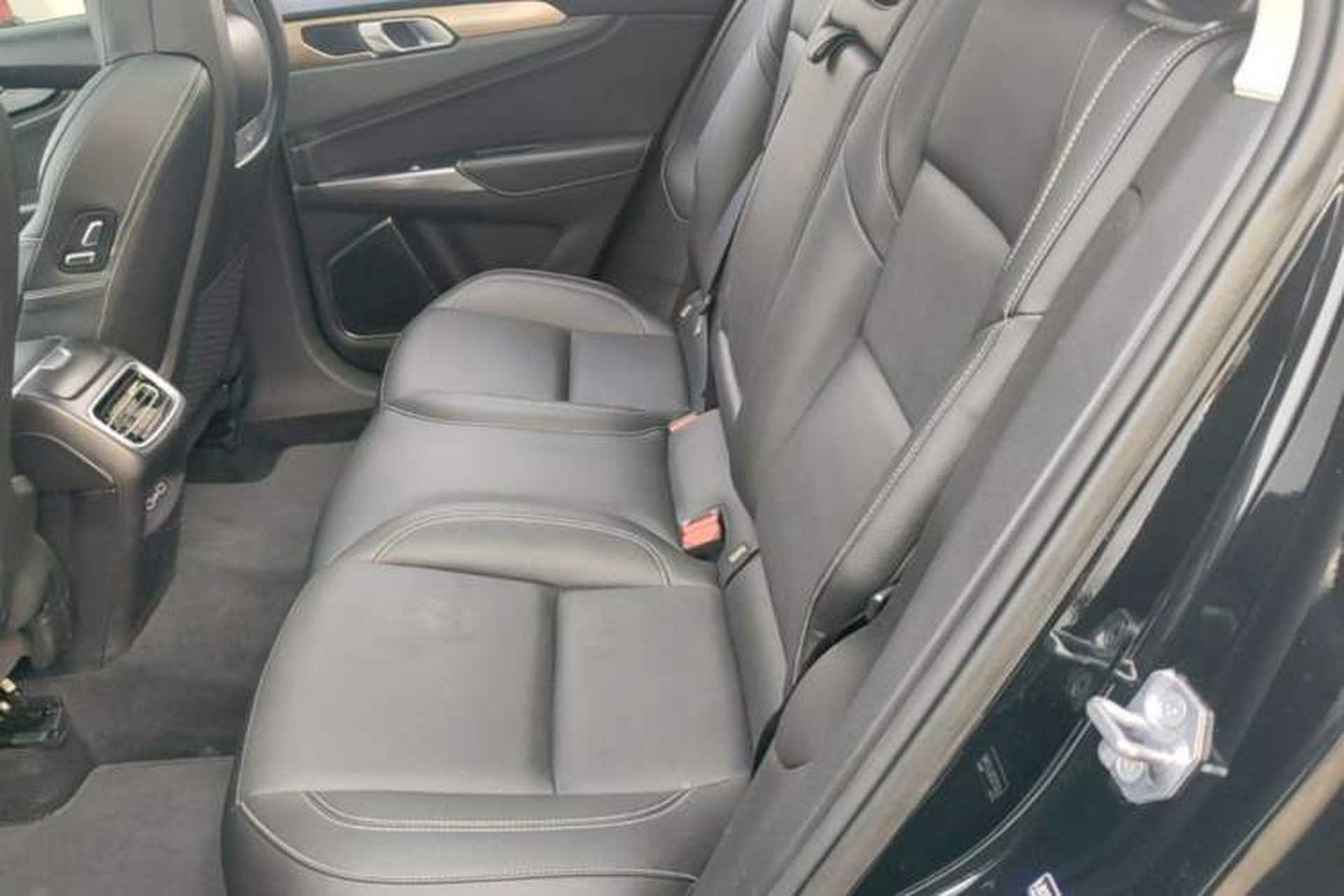 Used Lynk & Co 01 2019 2.0T Two-Wheel-Drive Pro Version China VI Standard Left Rear Seat