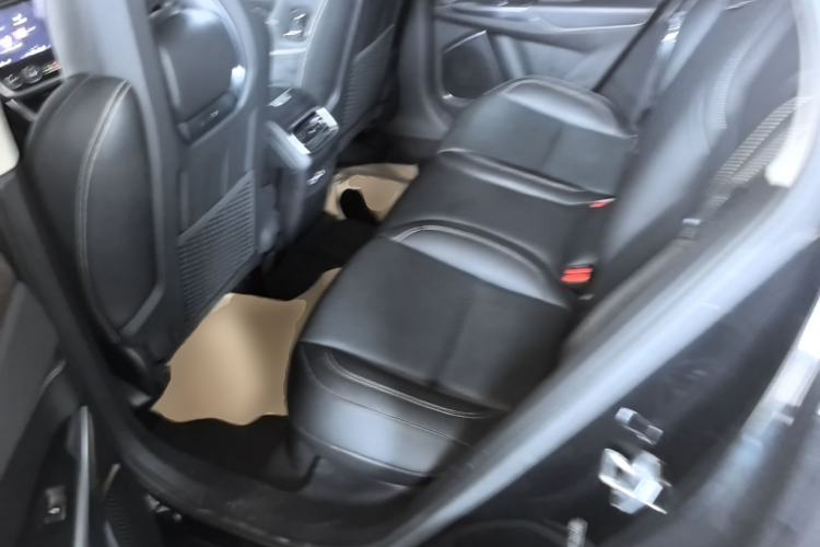 Used Lynk & Co 01 2019 2.0T Two-Wheel-Drive Pro Version China VI Standard Left Rear Seat