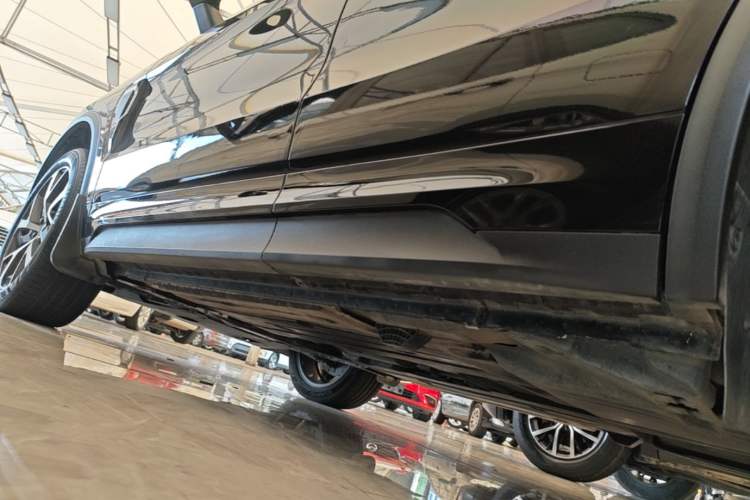 Used Lynk & Co 01 2019 2.0T Four-Wheel Drive Genie Pro Version China VI Standard Left Side Sill