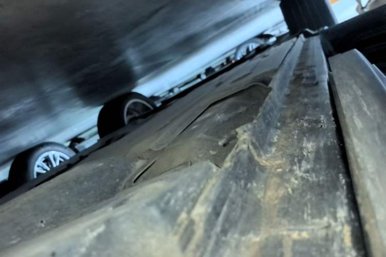Used Lynk & Co 01 2019 2.0T Two-Wheel-Drive Pro Version China VI Standard Left Side Sill