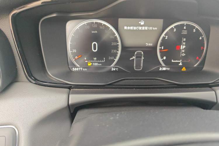 Used Lynk & Co 01 2019 2.0T Two-Wheel-Drive Pro Version China VI Standard Odometer Close Up