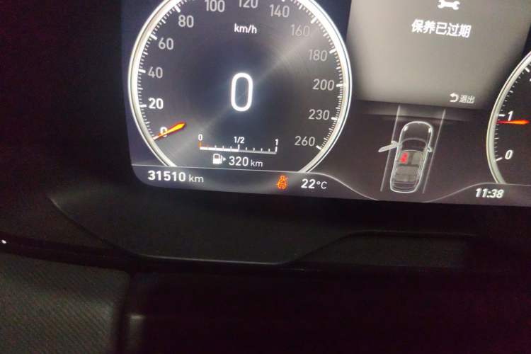 Used Lynk & Co 01 2019 2.0T Two-Wheel-Drive Pro Version China VI Standard Odometer Close Up