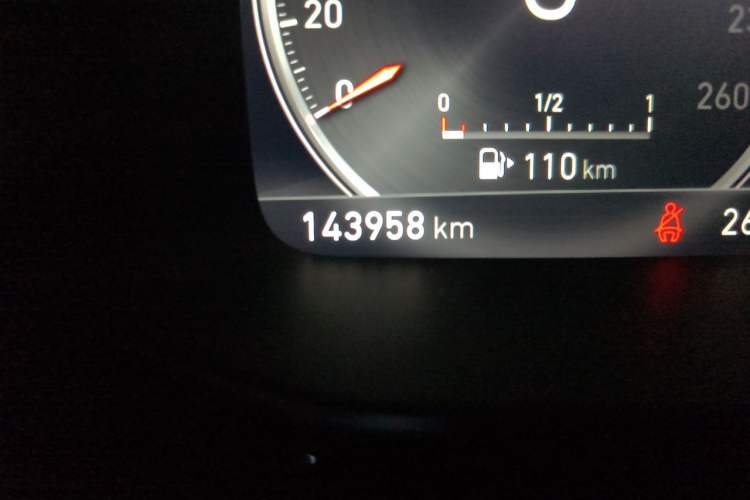 Used Lynk & Co 01 2019 2.0T Two-Wheel-Drive Pro Version China V Standard Odometer Close Up