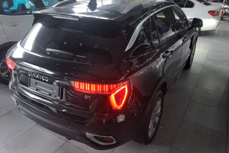 Used Lynk & Co 01 2019 2.0T Two-Wheel-Drive Pro Version China VI Standard Rear Right 45 Deg