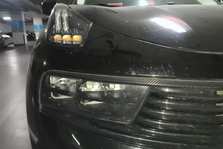 Used Lynk & Co 01 2019 2.0T Two-Wheel-Drive Pro Version China VI Standard Right Front Headlight