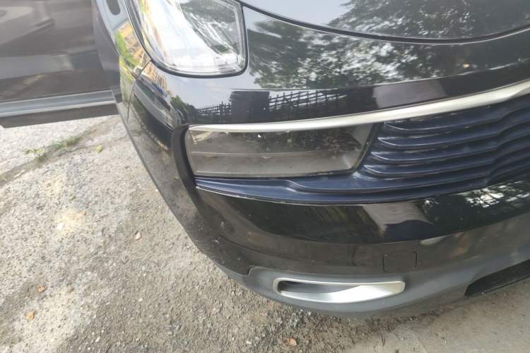 Used Lynk & Co 01 2019 2.0T Two-Wheel-Drive Pro Version China VI Standard Right Front Headlight