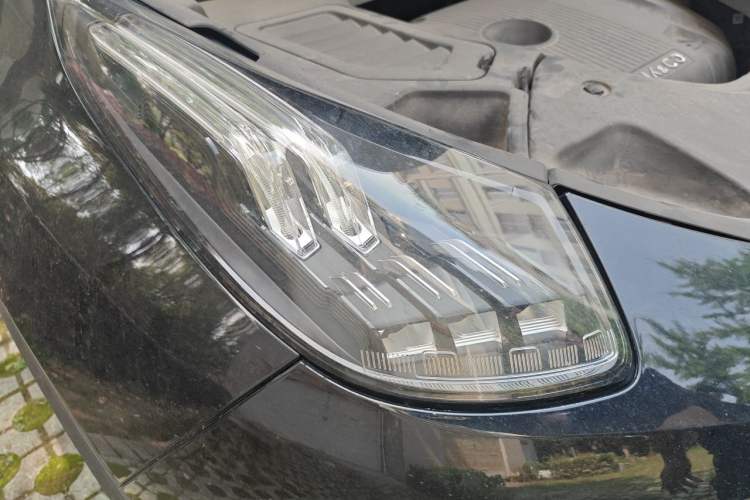 Used Lynk & Co 01 2019 2.0T Two-Wheel-Drive Pro Version China VI Standard Right Front Headlight