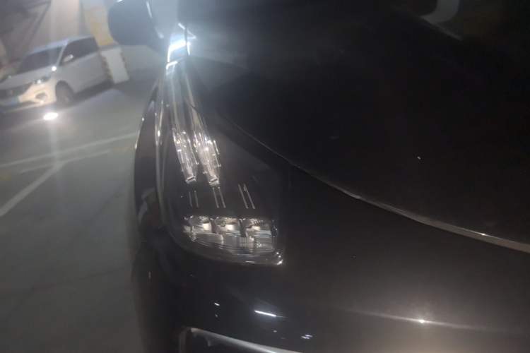 Used Lynk & Co 01 2019 2.0T Two-Wheel-Drive Pro Version China VI Standard Right Front Headlight