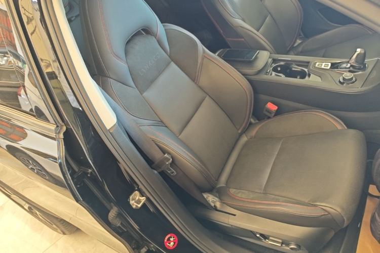 Used Lynk & Co 01 2019 2.0T Four-Wheel Drive Genie Pro Version China VI Standard Right Front Seat