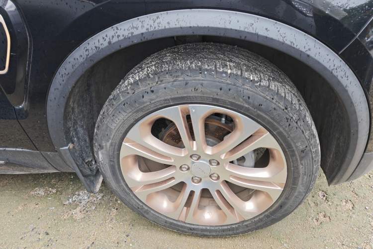 Used Lynk & Co 01 2019 2.0T Two-Wheel-Drive Pro Version China V Standard Right Front Wheel Hub