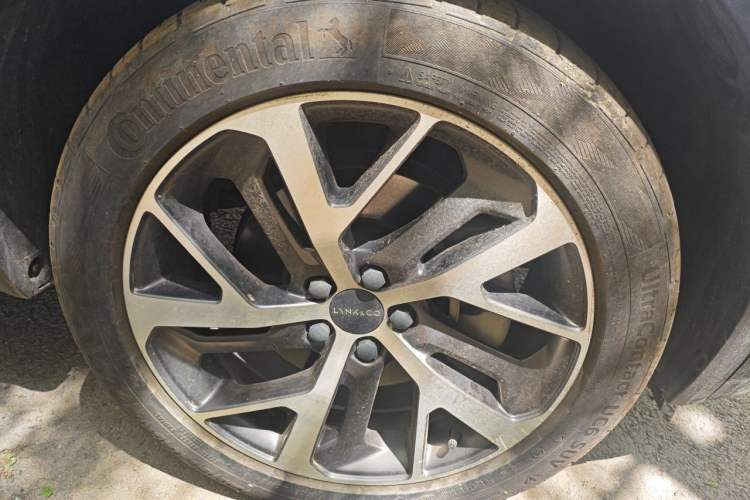 Used Lynk & Co 01 2019 2.0T Four-Wheel Drive Genie Pro Version China VI Standard Right Front Wheel Hub