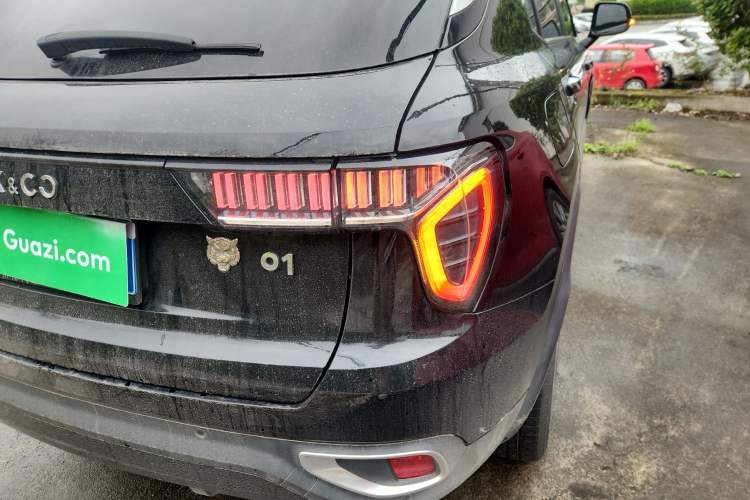 Used Lynk & Co 01 2019 2.0T Two-Wheel-Drive Pro Version China VI Standard Right Rear Taillight
