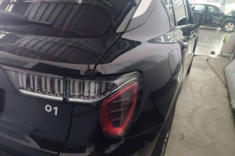 Used Lynk & Co 01 2019 2.0T Two-Wheel-Drive Pro Version China VI Standard Right Rear Taillight
