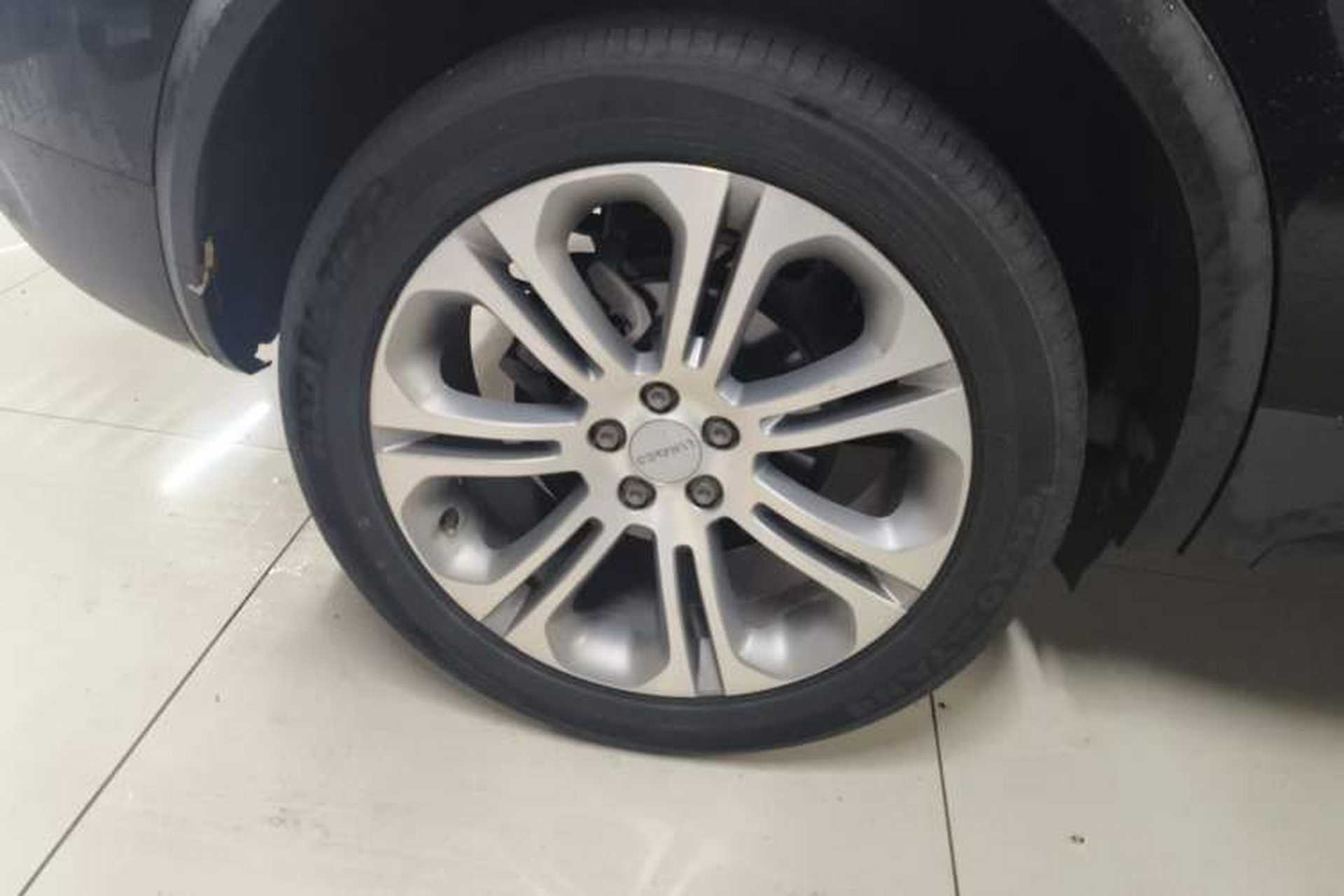 Used Lynk & Co 01 2019 2.0T Two-Wheel-Drive Pro Version China VI Standard Right Rear Wheel Hub