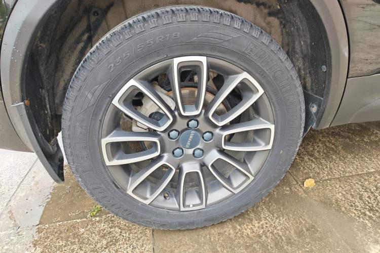 Used Lynk & Co 01 2019 2.0T Two-Wheel-Drive Version China VI Standard Right Rear Wheel Hub