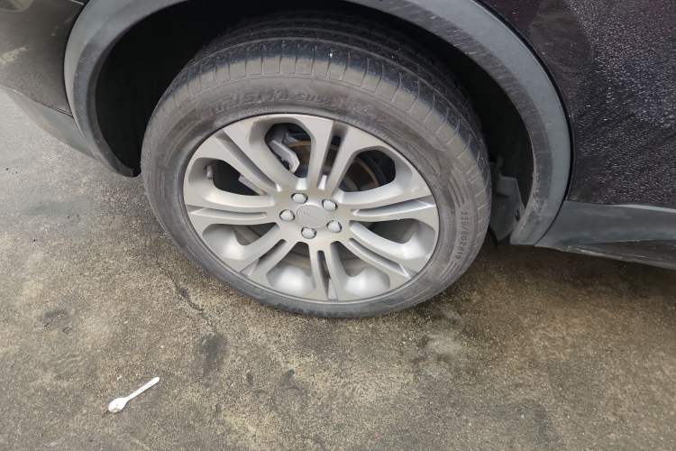 Used Lynk & Co 01 2019 2.0T Two-Wheel-Drive Pro Version China VI Standard Right Rear Wheel Hub