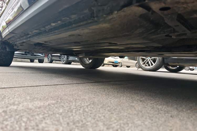 Used Lynk & Co 01 2019 2.0T Two-Wheel-Drive Pro Version China VI Standard Right Side Sill