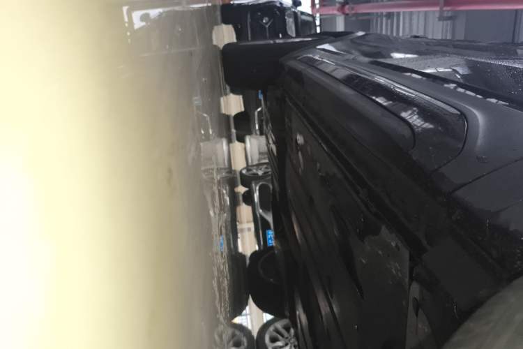 Used Lynk & Co 01 2019 2.0T Two-Wheel-Drive Pro Version China VI Standard Right Side Sill