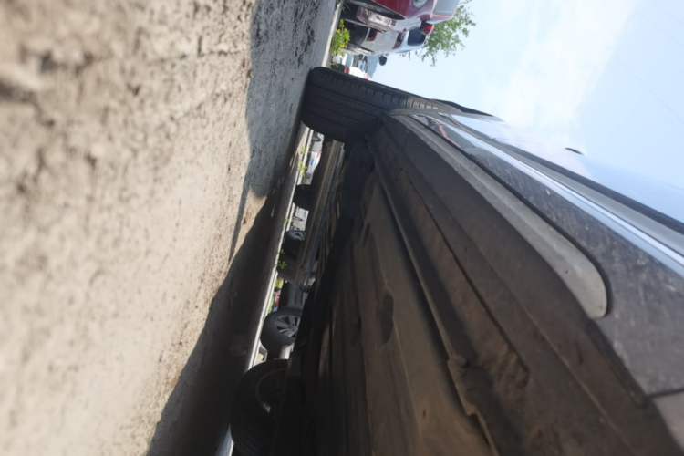 Used Lynk & Co 01 2019 2.0T Two-Wheel-Drive Pro Version China VI Standard Right Side Sill