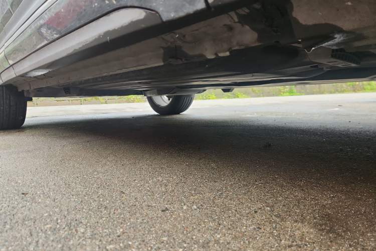 Used Lynk & Co 01 2019 2.0T Two-Wheel-Drive Pro Version China VI Standard Right Side Sill