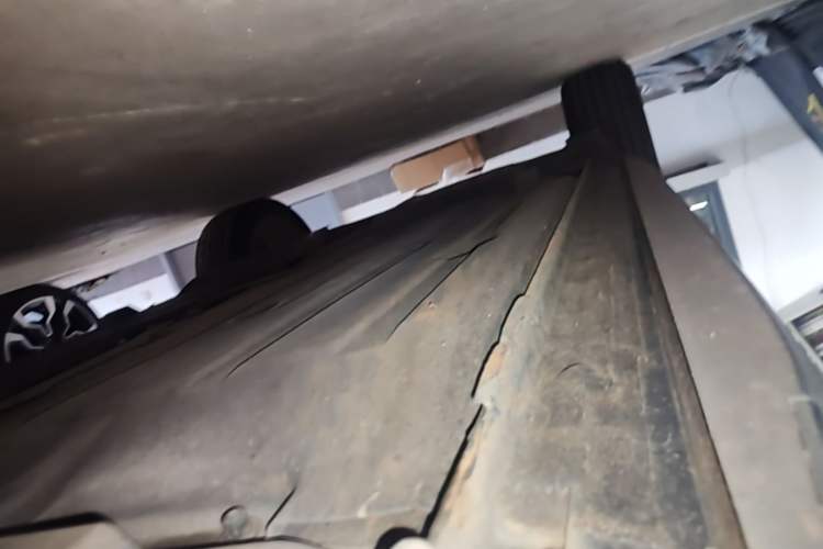 Used Lynk & Co 01 2019 2.0T Two-Wheel-Drive Pro Version China VI Standard Right Side Sill