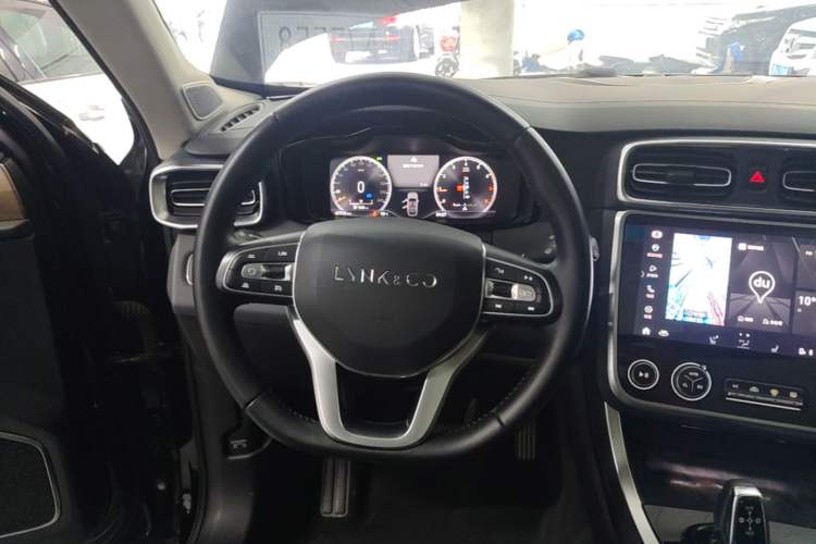 Used Lynk & Co 01 2019 2.0T Two-Wheel-Drive Pro Version China VI Standard Steering Wheel