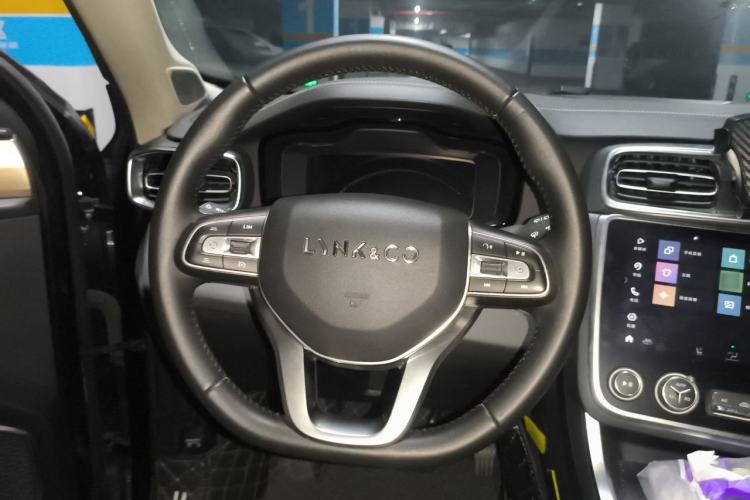 Used Lynk & Co 01 2019 2.0T Two-Wheel-Drive Pro Version China VI Standard Steering Wheel
