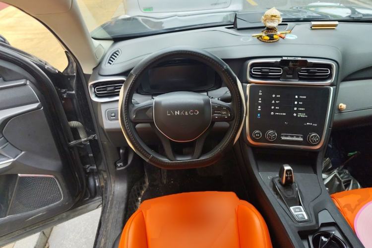 Used Lynk & Co 01 2019 2.0T Two-Wheel Drive Pure Version China V Standard Steering Wheel