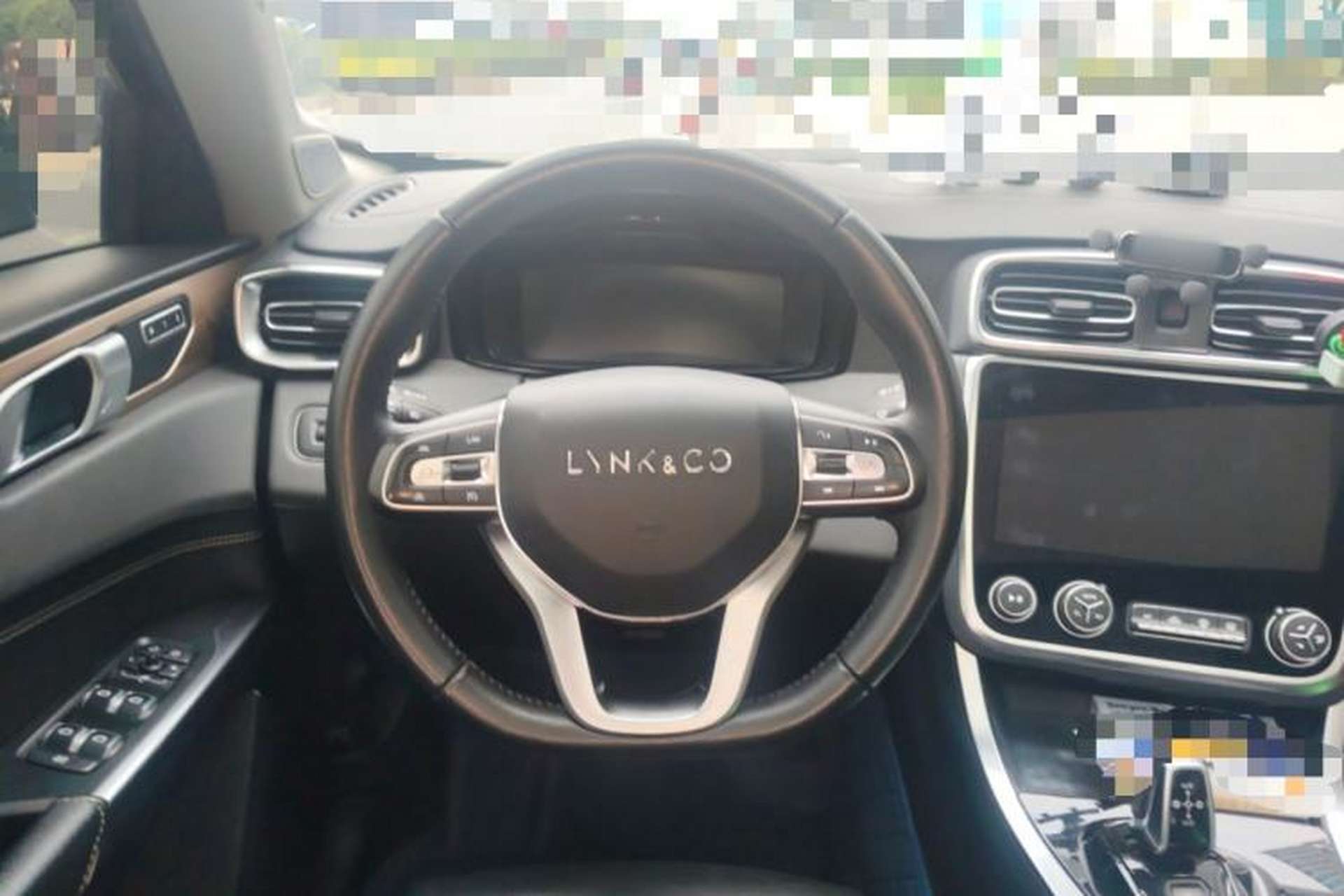Used Lynk & Co 01 2019 2.0T Two-Wheel-Drive Pro Version China VI Standard Steering Wheel