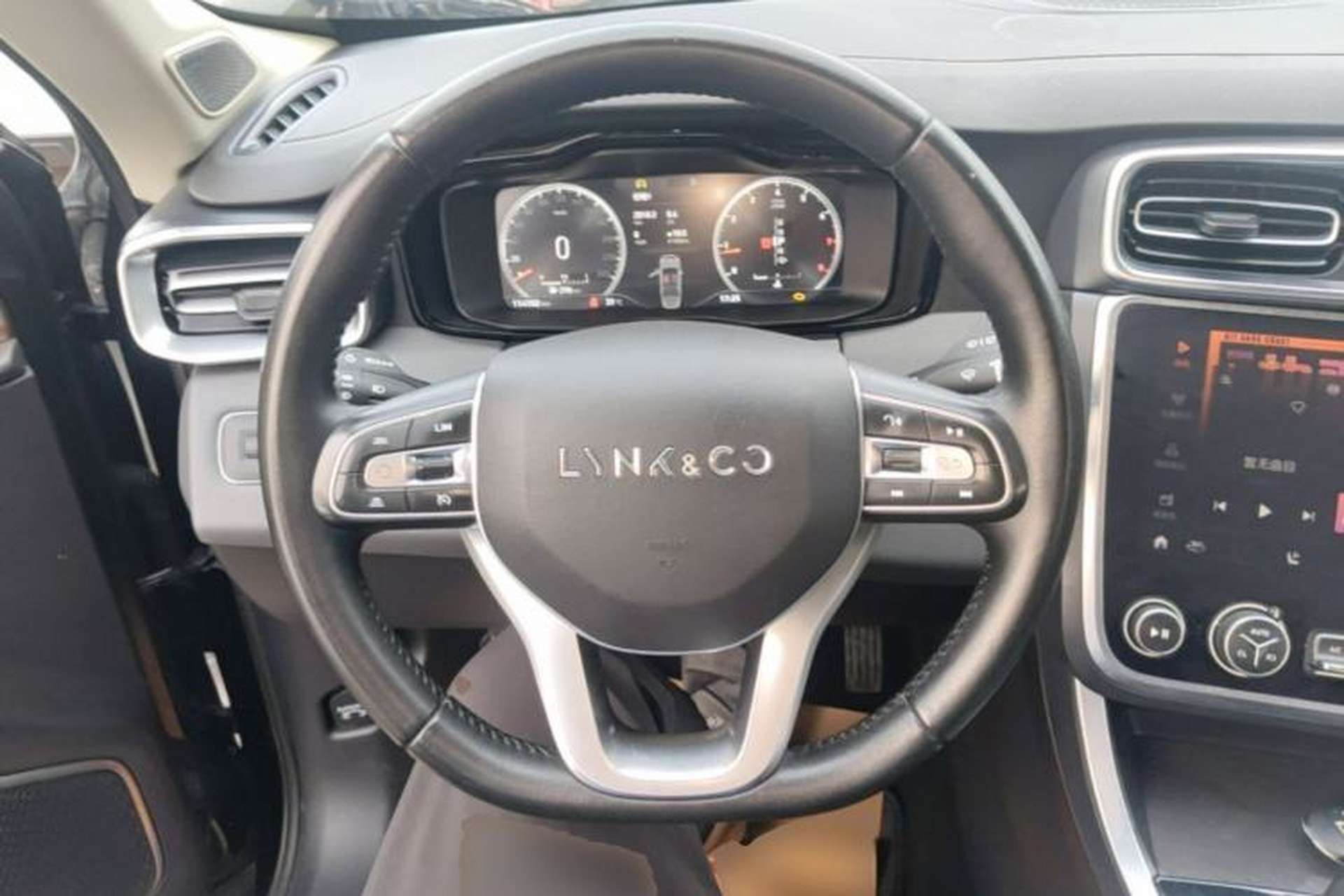 Used Lynk & Co 01 2019 2.0T Two-Wheel-Drive Pro Version China VI Standard Steering Wheel