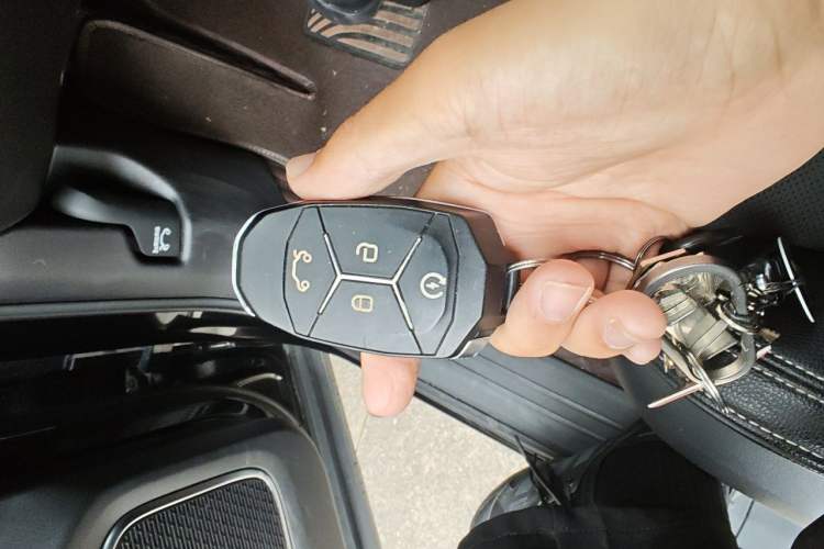 Used Lynk & Co 01 2019 2.0T Two-Wheel-Drive Pro Version China VI Standard Vehicle Key