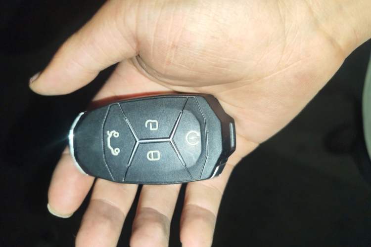 Used Lynk & Co 01 2019 2.0T Two-Wheel-Drive Pro Version China VI Standard Vehicle Key