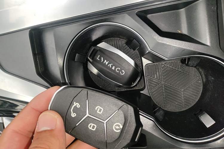 Used Lynk & Co 01 2019 2.0T Two-Wheel-Drive Pro Version China VI Standard Vehicle Key