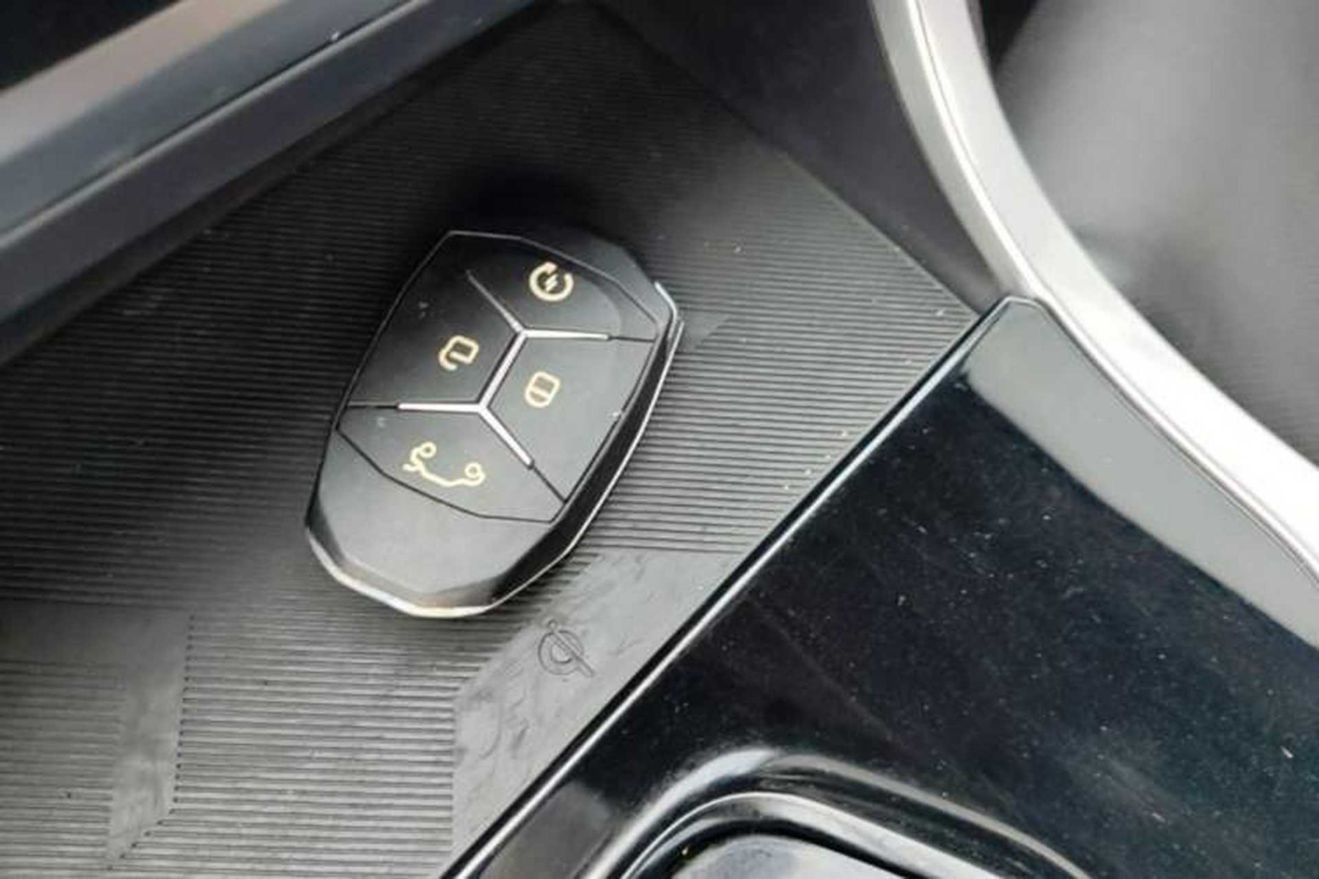 Used Lynk & Co 01 2019 2.0T Two-Wheel-Drive Pro Version China VI Standard Vehicle Key
