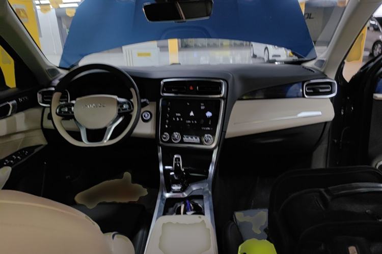 Used Lynk & Co 01 2019 2.0T Two-Wheel Drive Zhaopu Version China VI Standard Center Console