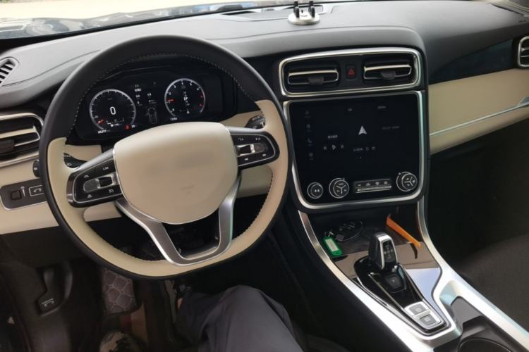 Used Lynk & Co 01 2019 2.0T Two-Wheel Drive Zhaopu Version China VI Standard Center Console