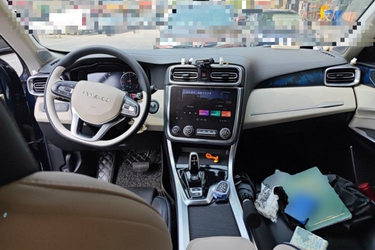 Used Lynk & Co 01 2019 2.0T Two-Wheel Drive Zhaopu Version China VI Standard Center Console
